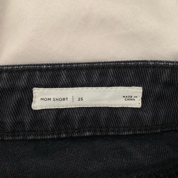 Shorts - Picture 4 of 4